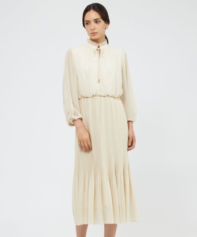 ドライジョーゼット プリーツワンピース