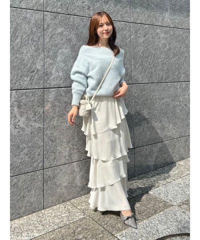 サテンナローティアードスカート