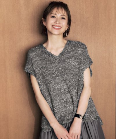 【洗える】ファンシーラメスラリット ニット
