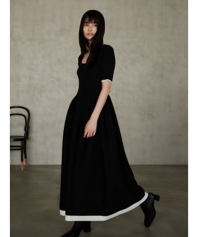 スクエアーネックホールガーメントワンピース