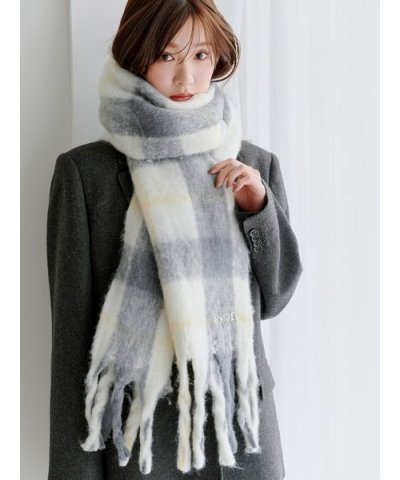 チェックマフラー