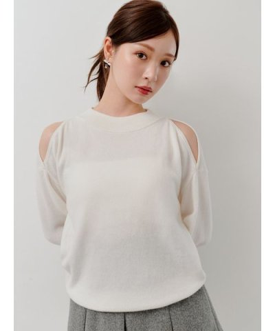 コールドショルダープルオーバー