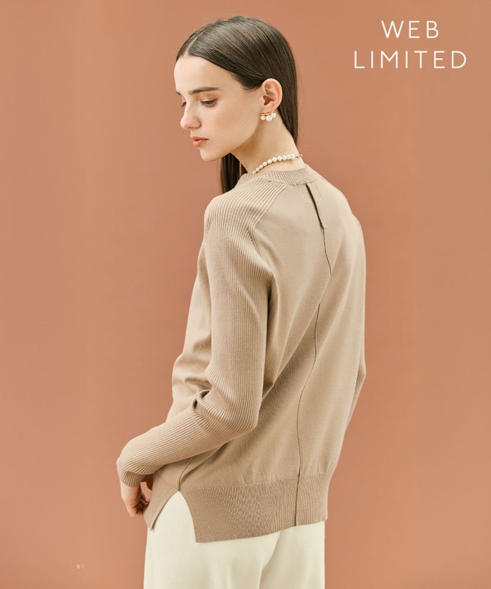 BEIGE 【WEB限定・洗える】WILLOW / ストレッチクルーネックリブニット MILKTEA 4