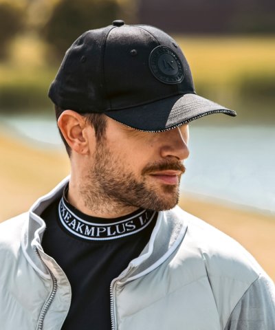 リュクスエイケイエムプラス LUXEAKMPLUS ゴルフ ブランドロゴ サーク