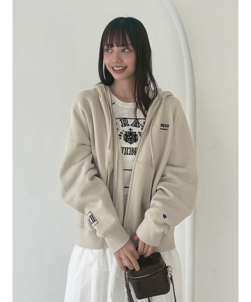 FRAYI. D 【FRAY I. D|Champion】フルジップパーカ CRM F FRAYI. D 【FRAY I. D|Champion】フルジップパーカ CRM F