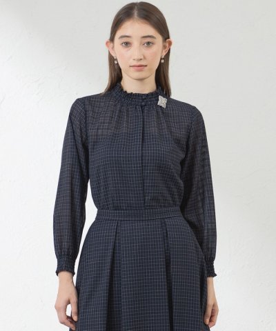 アルタニカシアートロブラウス