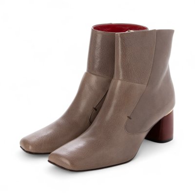 マナ MANA スクエアフェイスブーツ