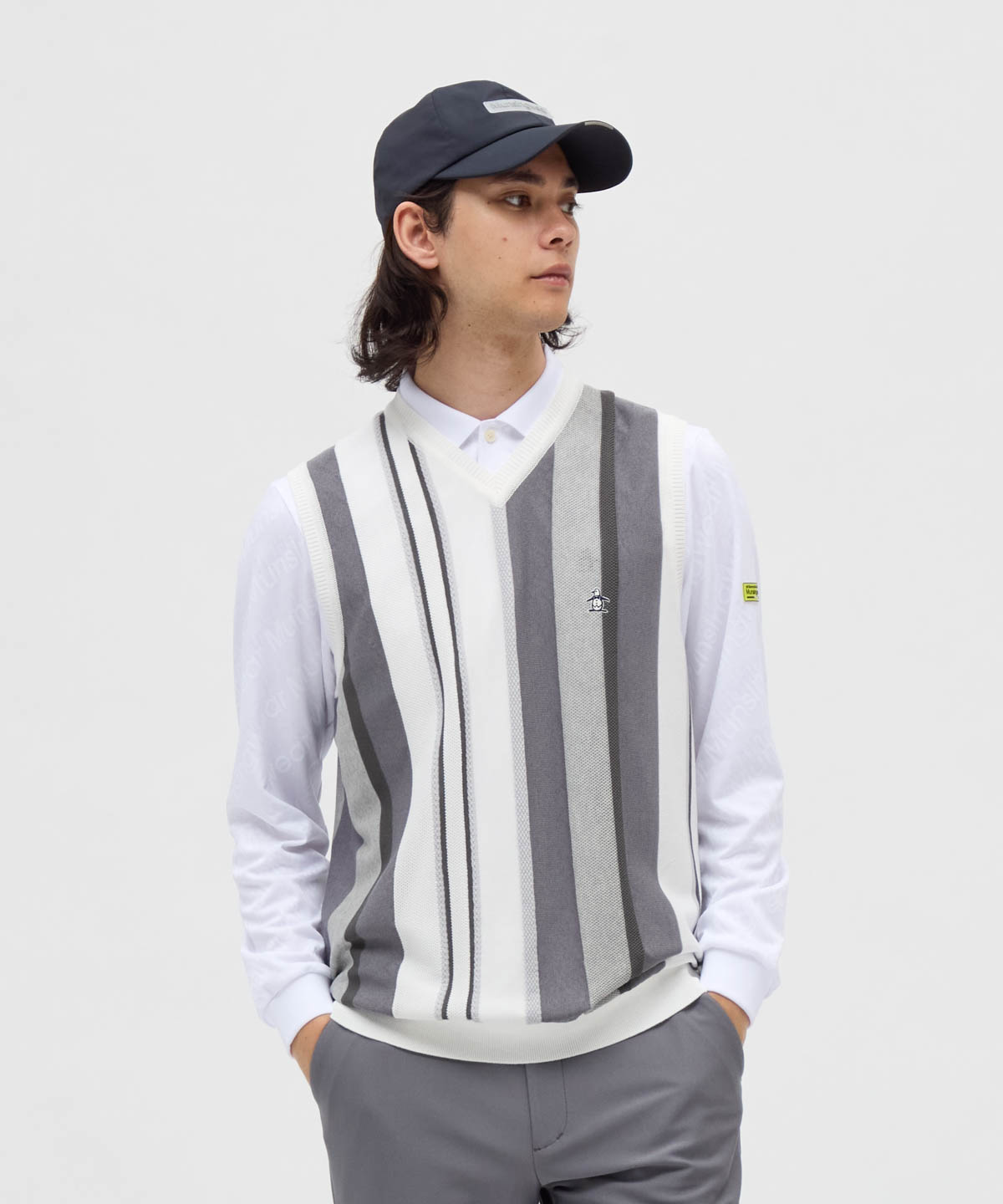 Munsingwear(ings) マンシングウェア Munsingwear マルチストライプニットベスト ホワイト M Munsingwear(ings) マンシングウェア Munsingwear マルチストライプニットベスト ホワイト M