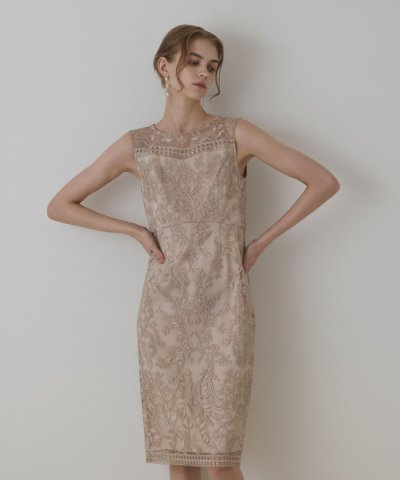 コ－ド刺繍タイトドレス