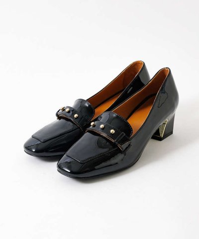 ローファーパンプス