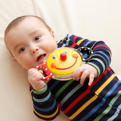 サッシー Sassy にこにこミラーラトル【返品不可商品】