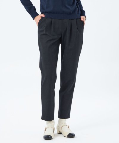 WARM TWILL テーパードパンツ
