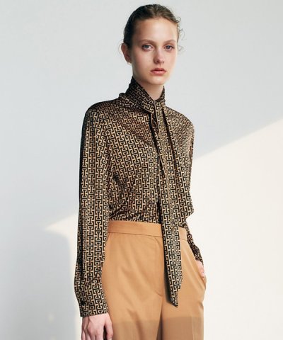 【30th ANNIVERSARY】 モノグラムプリントスムース ボウタイブラウ