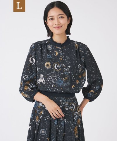 【L】【ウォッシャブル】コスモ柄プリントブラウス