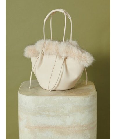 ファーバケットバッグ