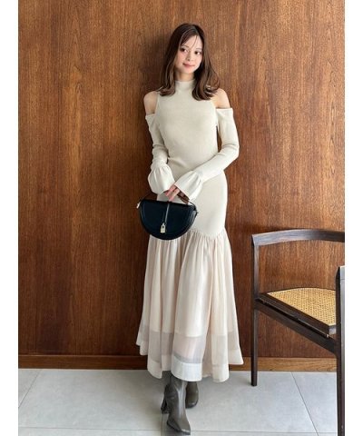 Sustainableコールドショルダーニットワンピース