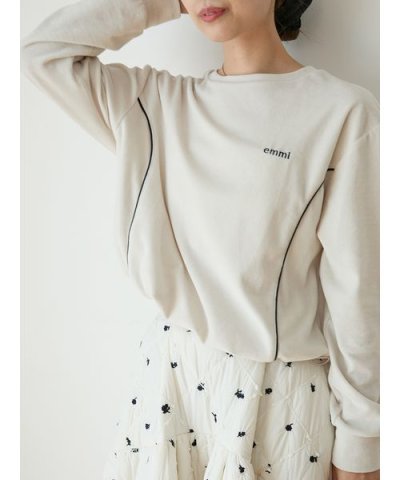 パイピングデザインベロアトップス