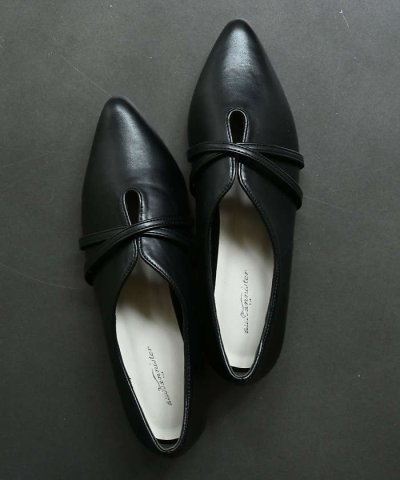 【販売店舗限定】クロスベルトパンプス