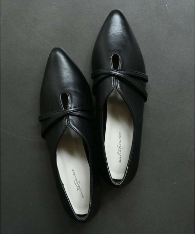 【販売店舗限定】クロスベルトパンプス