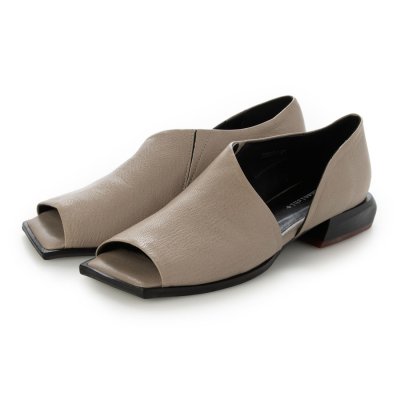 ユウコイマニシプラス yuko imanishi+ サンダル