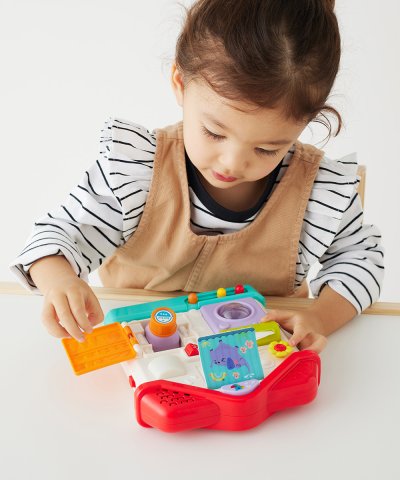 オラトイズ Hola Toys あけて回してひっぱってワクワク手あそびハウス【返