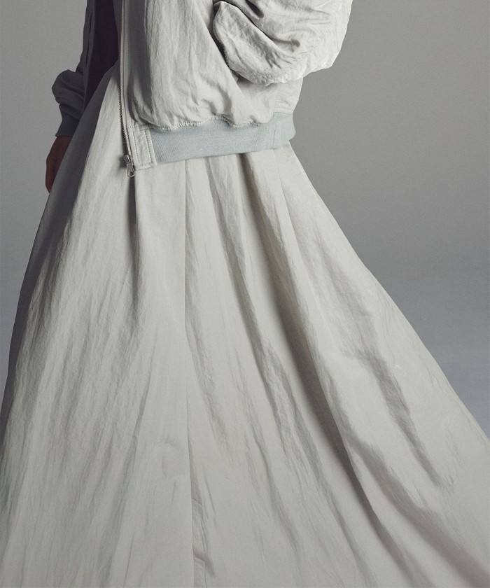 UNCRAVE ヴィンテージタフタ フレアスカート ライトグレー 2 UNCRAVE ヴィンテージタフタ フレアスカート ライトグレー 2