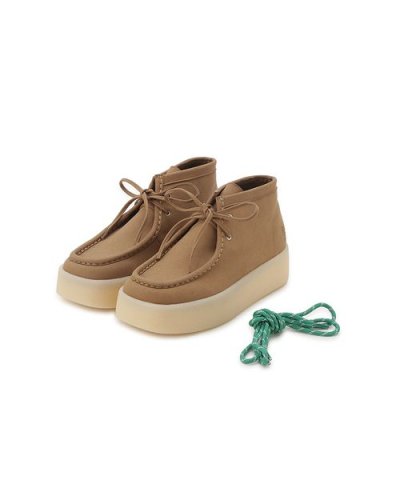 レースアップシューズ