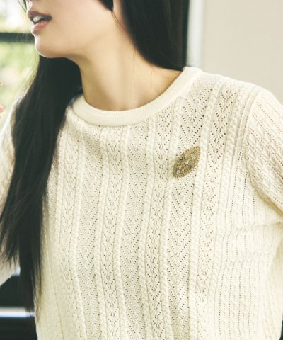 レースブローチ