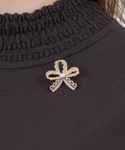 レースリボンブローチ