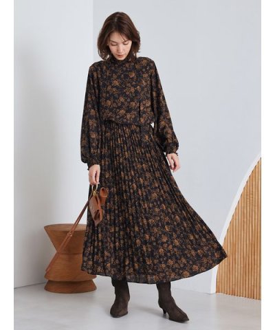 フラワープリントプリーツスカート