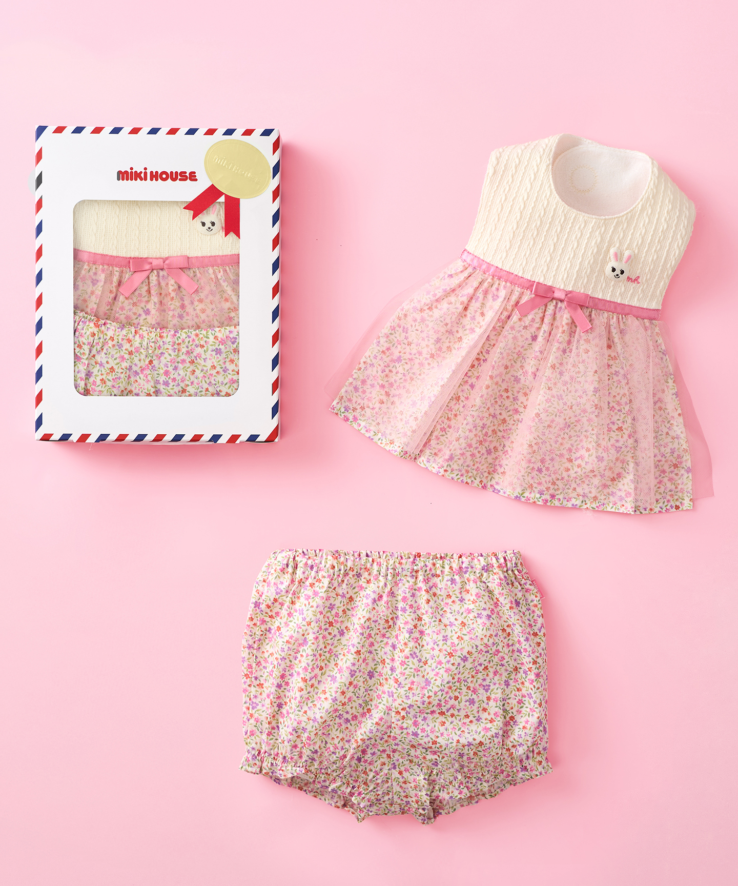 mikihouse スタイ&ブルマ ギフトセット【BOX付き】 ホワイト×ピンク フリー mikihouse スタイ&ブルマ ギフトセット【BOX付き】 ホワイト×ピンク フリー