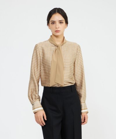 バイカラージオメトリックプリント ボウタイブラウス