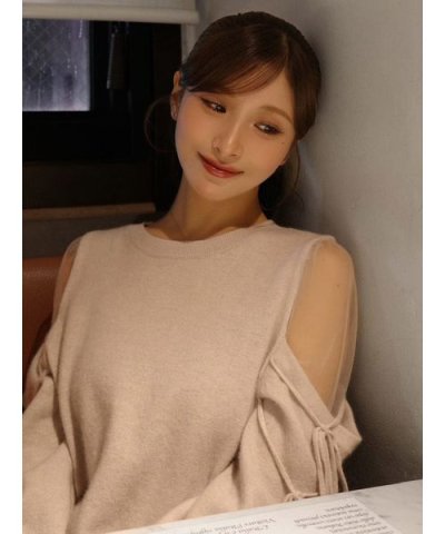 シースルーショルダーニットプルオーバー