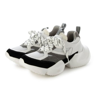 マナ MANA スニーカー