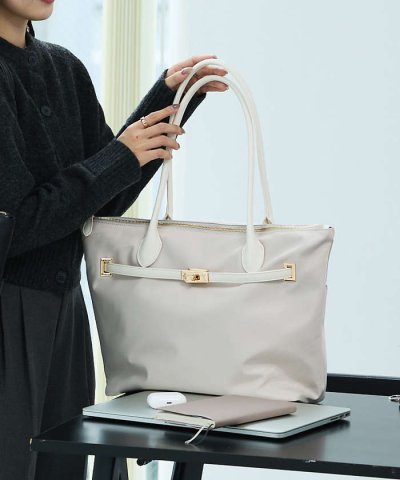 【kariさんコラボ】多機能BELTEDナイロントート/A4/通勤/16インチP