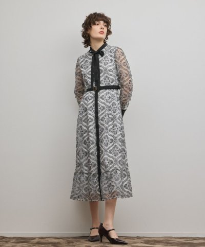 オーナメント刺繍フレアワンピース