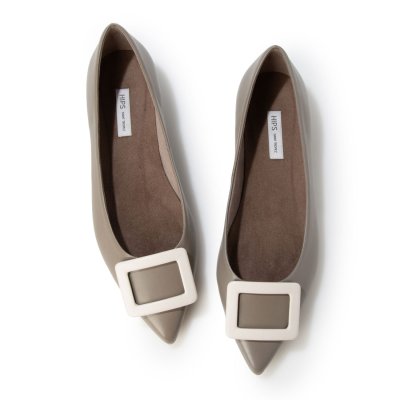 ヒップス HIPS 【本革】スクエアバックルフラットパンプス