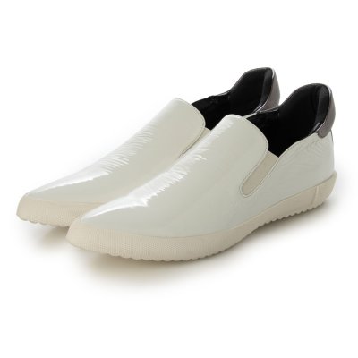 マナ MANA スニーカー