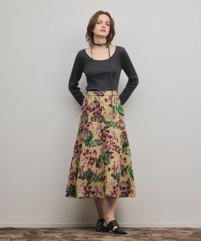 フラワージャガードフレアスカート
