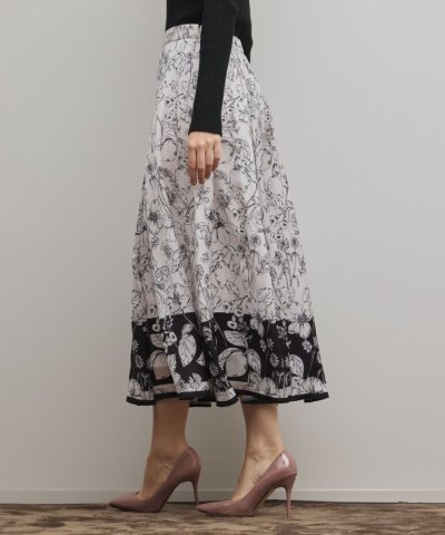 フルーツフラワープリントスカート