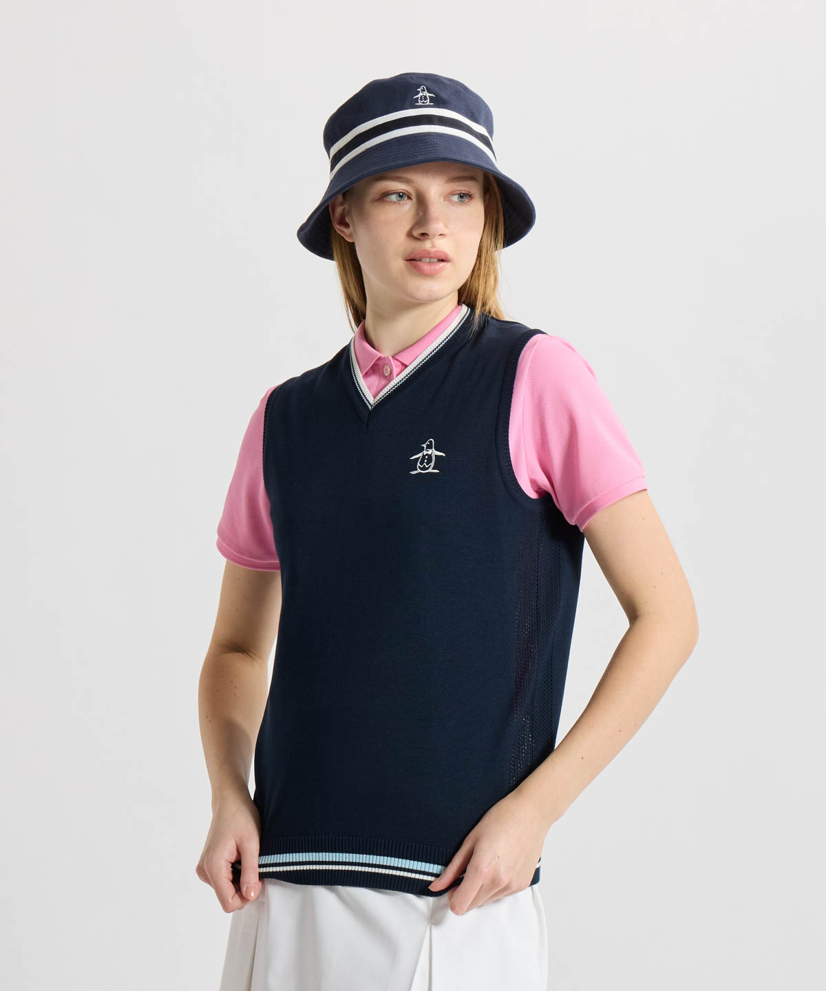 Munsingwear (マンシングウェア)レディース 　ニットベスト マンシングウェア Munsingwear Vネックニットベスト(508712370)｜阪急