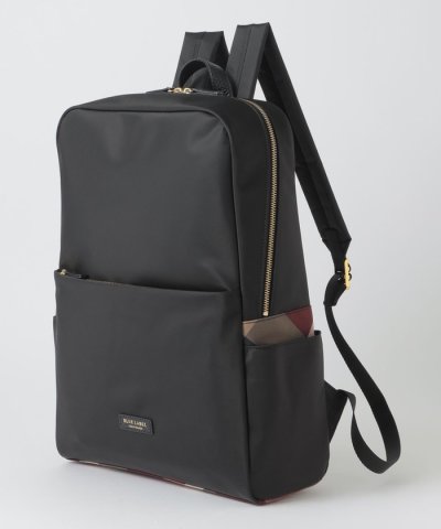 ナイロンスクエアバックパック