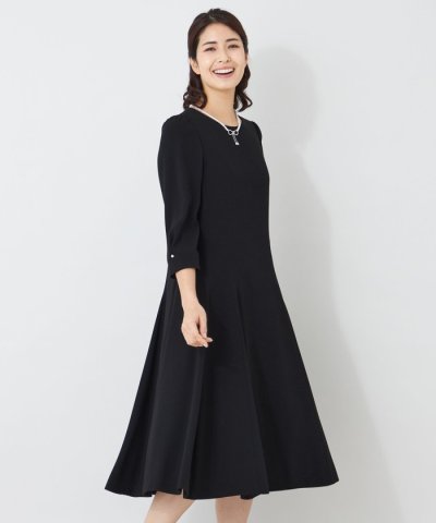 バックサテンパネルライン フレアワンピース