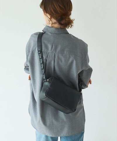 【再入荷】Frec/Wファスナースクエアショルダー