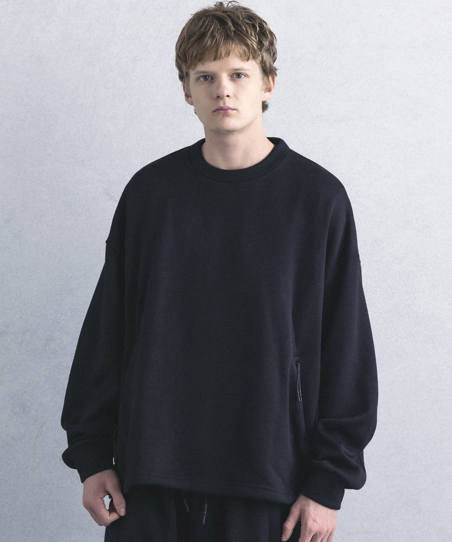 プラスフェニックス +phenix 【WEB・直営店限定】CREW NECK F