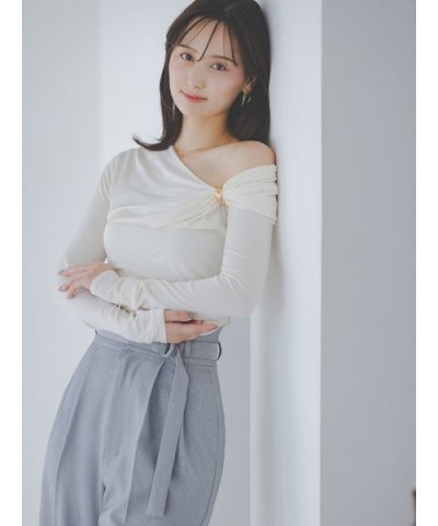 デザインメタルドレープニットプルオーバー