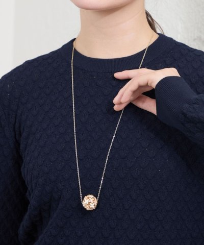 フラワーボールネックレス