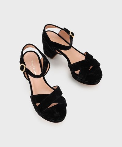 Rupert Sanderson クロスサンダル