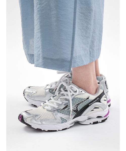 emmi｜Mizuno】WAVE RIDER 10(508746016)｜阪急百貨店公式通販サイト