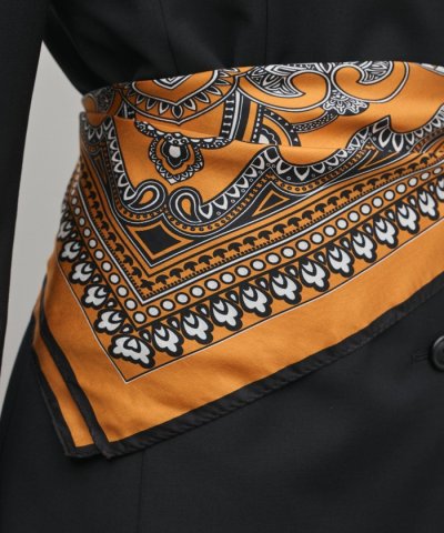 バンダナ柄スカーフ